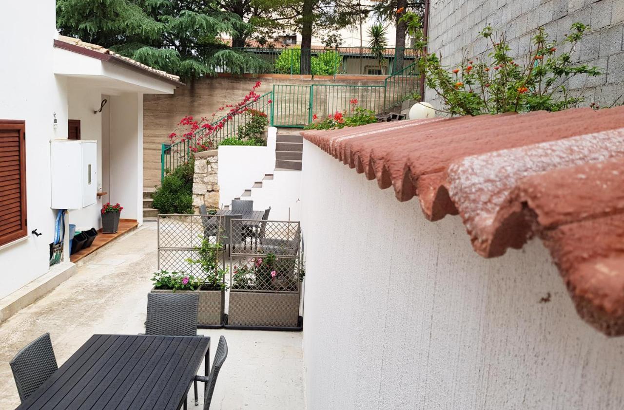 Appartamento Tra Mare E Montagna バウネーイ エクステリア 写真